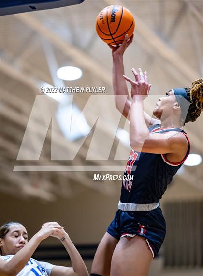 Thumbnail 1 in Terry Sanford @ Westover photogallery.