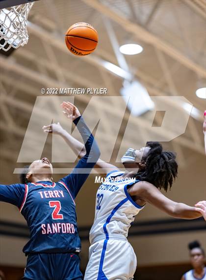 Thumbnail 3 in Terry Sanford @ Westover photogallery.