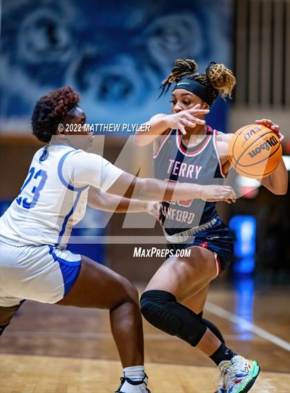 Thumbnail 3 in Terry Sanford @ Westover photogallery.