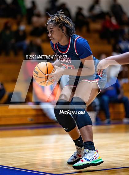 Thumbnail 3 in Terry Sanford @ Westover photogallery.