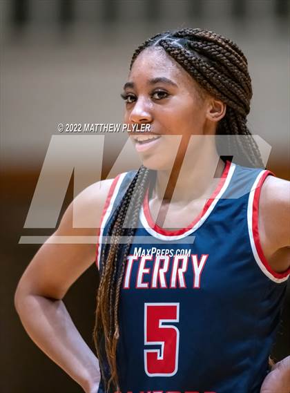 Thumbnail 1 in Terry Sanford @ Westover photogallery.