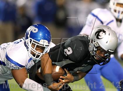 Thumbnail 2 in Tyler vs. Guyer (UIL 4A Division 1 Semifinal) photogallery.