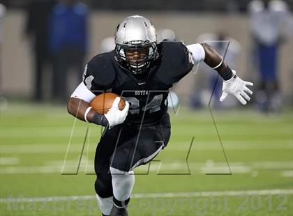Thumbnail 1 in Tyler vs. Guyer (UIL 4A Division 1 Semifinal) photogallery.