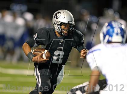 Thumbnail 2 in Tyler vs. Guyer (UIL 4A Division 1 Semifinal) photogallery.
