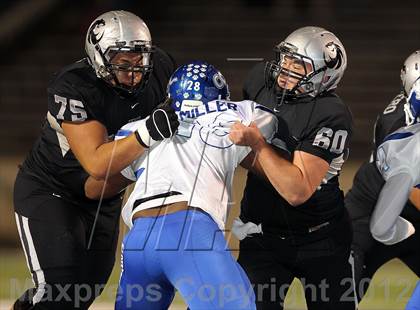 Thumbnail 3 in Tyler vs. Guyer (UIL 4A Division 1 Semifinal) photogallery.