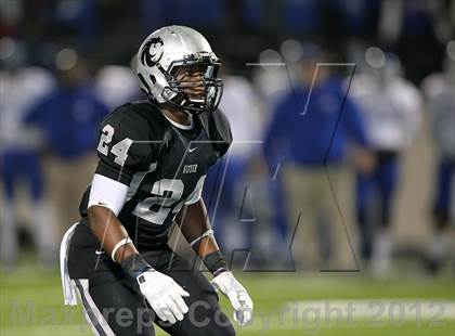 Thumbnail 3 in Tyler vs. Guyer (UIL 4A Division 1 Semifinal) photogallery.