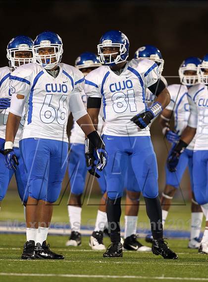 Thumbnail 1 in Tyler vs. Guyer (UIL 4A Division 1 Semifinal) photogallery.