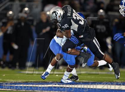 Thumbnail 3 in Tyler vs. Guyer (UIL 4A Division 1 Semifinal) photogallery.