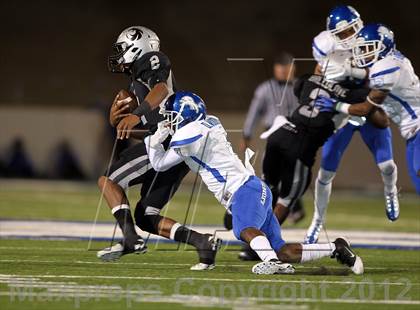 Thumbnail 3 in Tyler vs. Guyer (UIL 4A Division 1 Semifinal) photogallery.