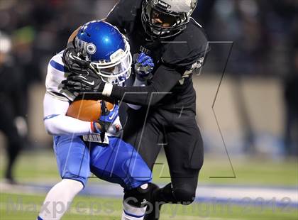 Thumbnail 2 in Tyler vs. Guyer (UIL 4A Division 1 Semifinal) photogallery.