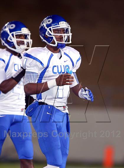 Thumbnail 3 in Tyler vs. Guyer (UIL 4A Division 1 Semifinal) photogallery.
