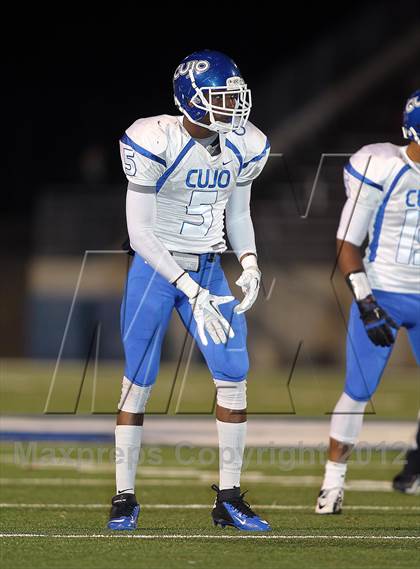 Thumbnail 1 in Tyler vs. Guyer (UIL 4A Division 1 Semifinal) photogallery.