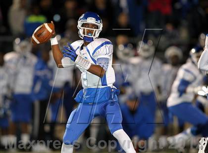 Thumbnail 3 in Tyler vs. Guyer (UIL 4A Division 1 Semifinal) photogallery.