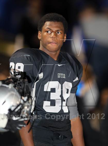 Thumbnail 2 in Tyler vs. Guyer (UIL 4A Division 1 Semifinal) photogallery.