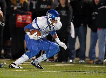 Thumbnail 2 in Tyler vs. Guyer (UIL 4A Division 1 Semifinal) photogallery.