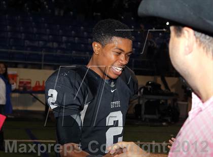 Thumbnail 3 in Tyler vs. Guyer (UIL 4A Division 1 Semifinal) photogallery.