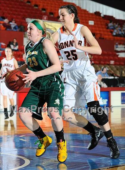Thumbnail 2 in Pratt/Stafford vs. Bonner Springs (KSHSAA 4A Playoffs) photogallery.