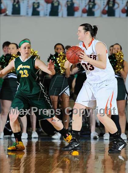 Thumbnail 1 in Pratt/Stafford vs. Bonner Springs (KSHSAA 4A Playoffs) photogallery.