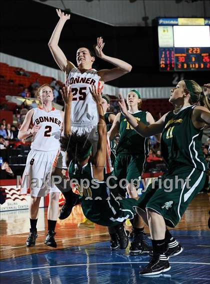 Thumbnail 3 in Pratt/Stafford vs. Bonner Springs (KSHSAA 4A Playoffs) photogallery.