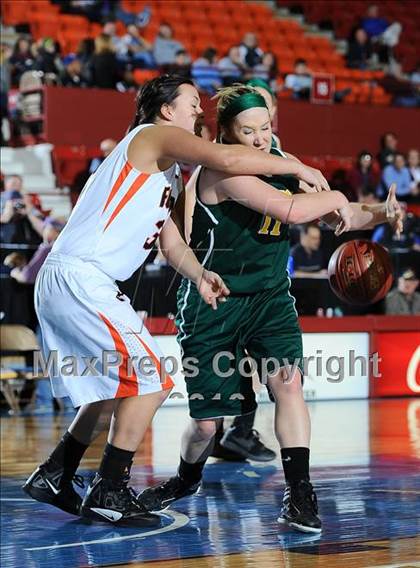 Thumbnail 1 in Pratt/Stafford vs. Bonner Springs (KSHSAA 4A Playoffs) photogallery.