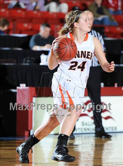 Thumbnail 3 in Pratt/Stafford vs. Bonner Springs (KSHSAA 4A Playoffs) photogallery.