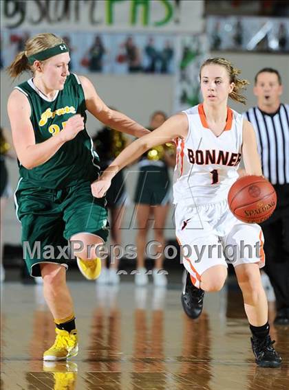Thumbnail 2 in Pratt/Stafford vs. Bonner Springs (KSHSAA 4A Playoffs) photogallery.