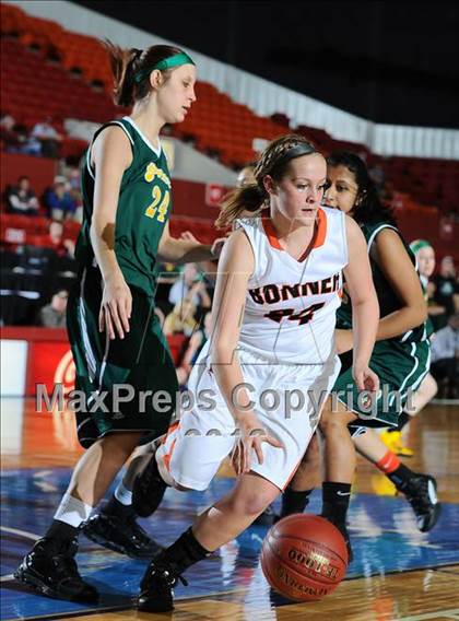 Thumbnail 1 in Pratt/Stafford vs. Bonner Springs (KSHSAA 4A Playoffs) photogallery.