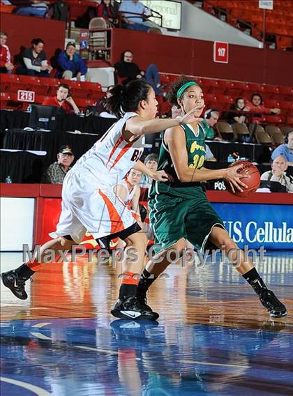 Thumbnail 1 in Pratt/Stafford vs. Bonner Springs (KSHSAA 4A Playoffs) photogallery.