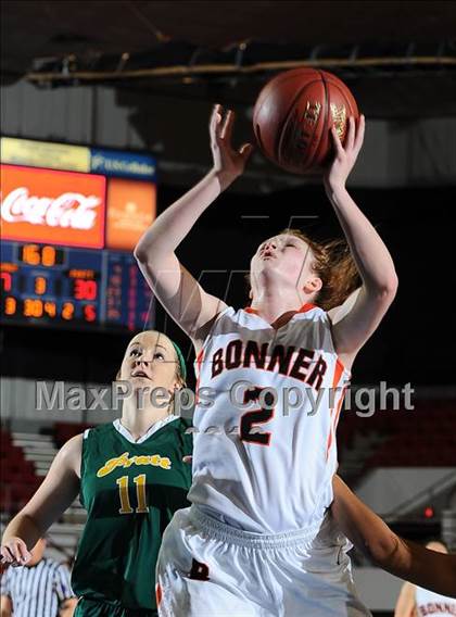 Thumbnail 2 in Pratt/Stafford vs. Bonner Springs (KSHSAA 4A Playoffs) photogallery.