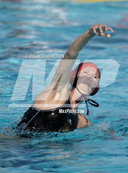 Thumbnail 1 in Liberty vs. Pittsburg photogallery.