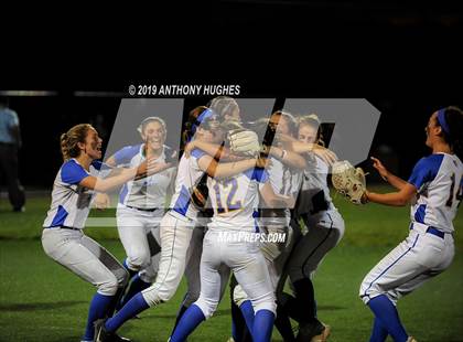 Thumbnail 3 in East Meadow vs. Commack (NYSPHSAA Long Island Class AA Final) photogallery.