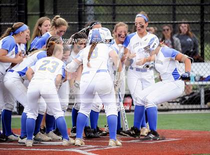 Thumbnail 2 in East Meadow vs. Commack (NYSPHSAA Long Island Class AA Final) photogallery.