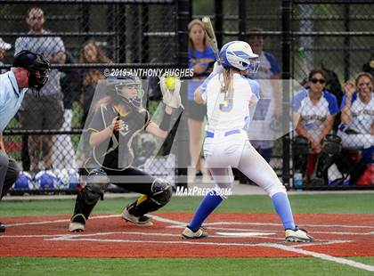 Thumbnail 3 in East Meadow vs. Commack (NYSPHSAA Long Island Class AA Final) photogallery.