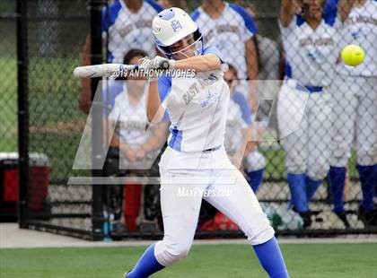 Thumbnail 2 in East Meadow vs. Commack (NYSPHSAA Long Island Class AA Final) photogallery.