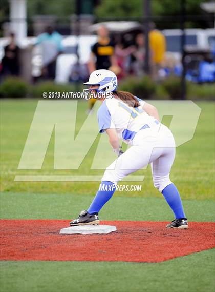 Thumbnail 3 in East Meadow vs. Commack (NYSPHSAA Long Island Class AA Final) photogallery.