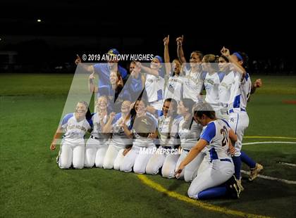 Thumbnail 3 in East Meadow vs. Commack (NYSPHSAA Long Island Class AA Final) photogallery.