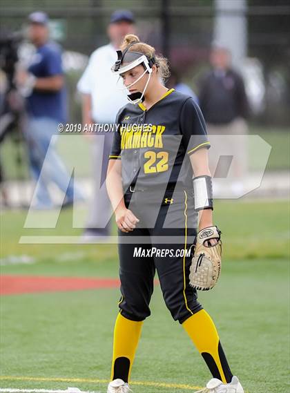 Thumbnail 1 in East Meadow vs. Commack (NYSPHSAA Long Island Class AA Final) photogallery.