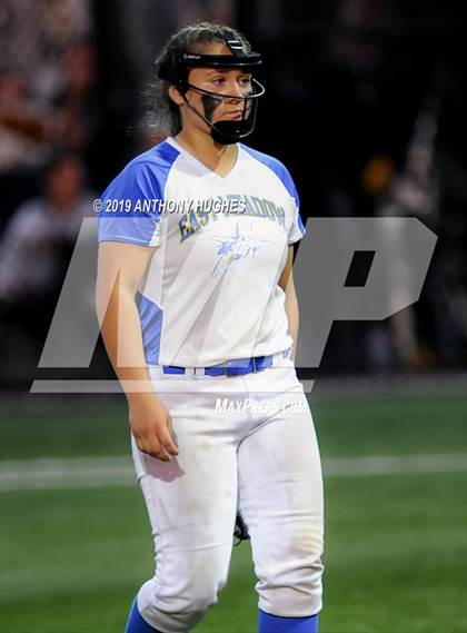 Thumbnail 3 in East Meadow vs. Commack (NYSPHSAA Long Island Class AA Final) photogallery.