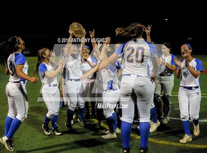 Thumbnail 2 in East Meadow vs. Commack (NYSPHSAA Long Island Class AA Final) photogallery.