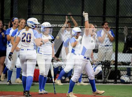 Thumbnail 2 in East Meadow vs. Commack (NYSPHSAA Long Island Class AA Final) photogallery.