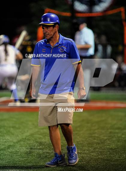 Thumbnail 2 in East Meadow vs. Commack (NYSPHSAA Long Island Class AA Final) photogallery.