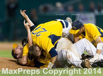 Thumbnail 3 in Pope John Paul II vs. Harriton (PIAA Class AAA Final) photogallery.