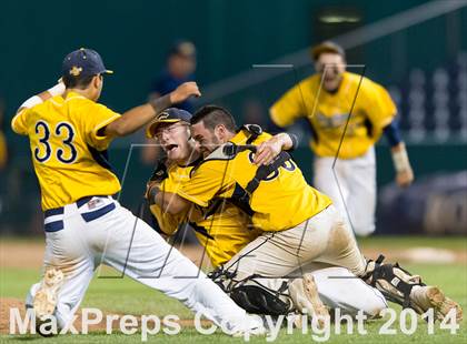 Thumbnail 3 in Pope John Paul II vs. Harriton (PIAA Class AAA Final) photogallery.