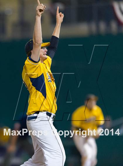 Thumbnail 2 in Pope John Paul II vs. Harriton (PIAA Class AAA Final) photogallery.