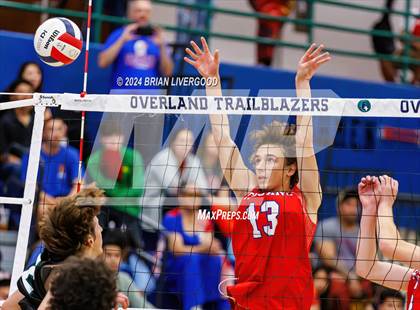 Thumbnail 3 in Mountain Vista vs. Fountain-Fort Carson (CHSAA 5A Final) photogallery.