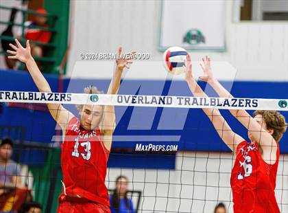 Thumbnail 1 in Mountain Vista vs. Fountain-Fort Carson (CHSAA 5A Final) photogallery.