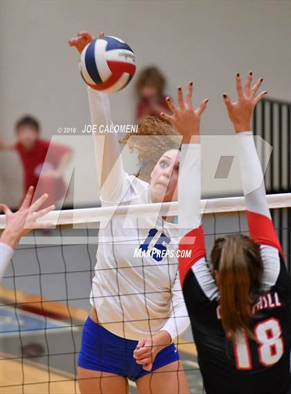 Thumbnail 2 in MacArthur [Douglas] vs Churchill (Blossom Athletic Center) photogallery.