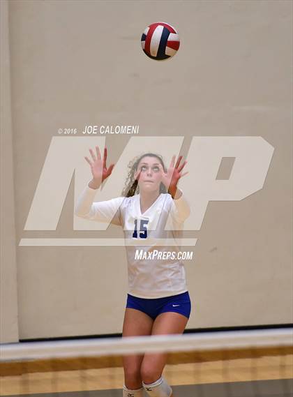 Thumbnail 1 in MacArthur [Douglas] vs Churchill (Blossom Athletic Center) photogallery.