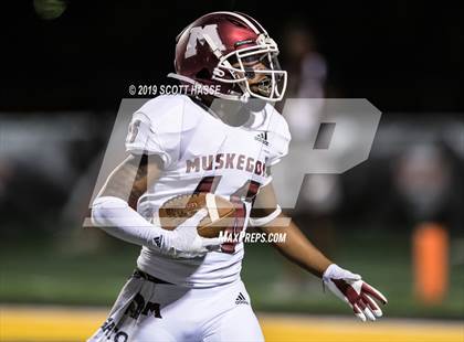 Thumbnail 1 in De La Salle Collegiate @ Muskegon photogallery.