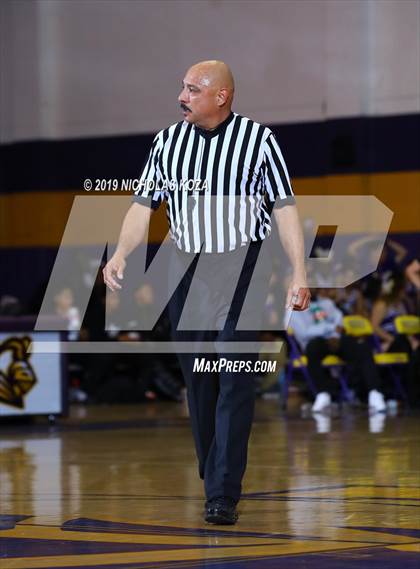 Thumbnail 1 in Dominguez vs. Lynwood photogallery.